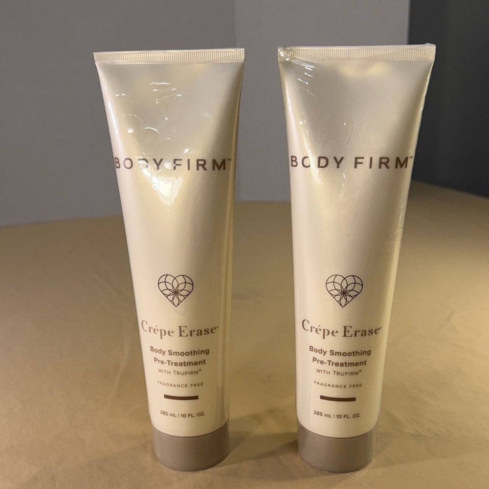 Crêpe Erase two tubes sealed of body smoothing pre-treatment with Trufirm